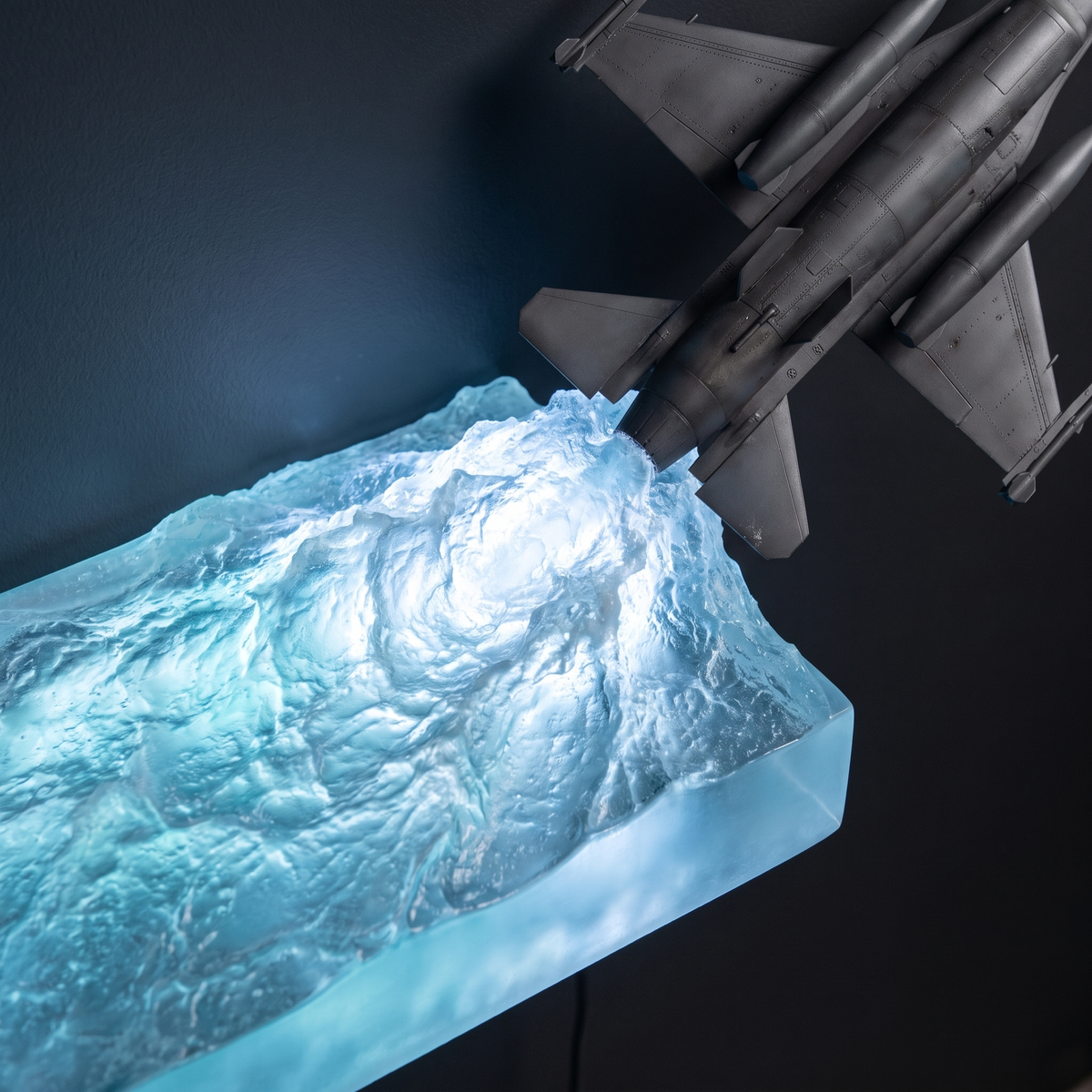 AFTERBURN™ The Jet Trail Shelf — Blue Flame